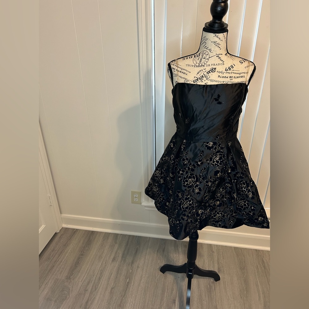 Juniors dress 11/12